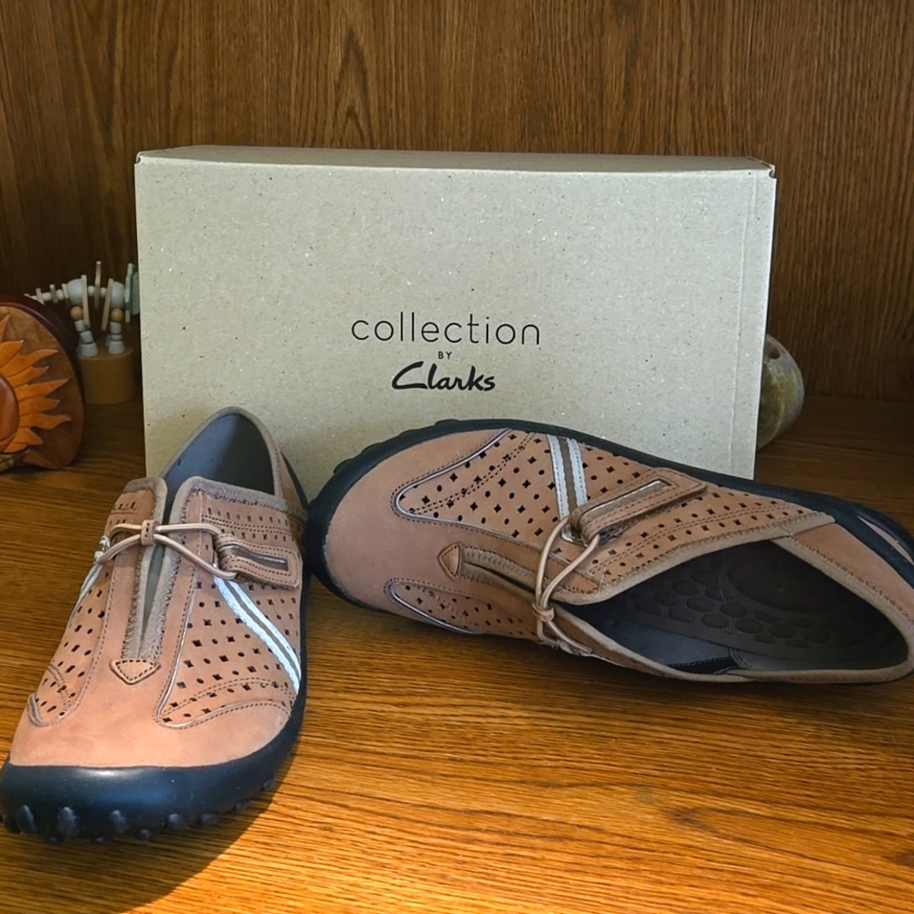Clarks Privi Tequini, 8 M New in box, Bown Nubuck Leather